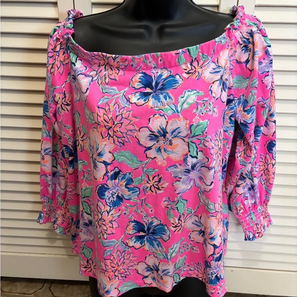 Lilly Pullitzer off shoulder top. L